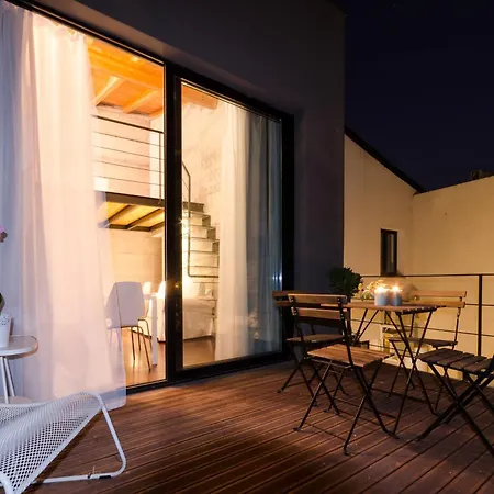 Apartament Pietranera *